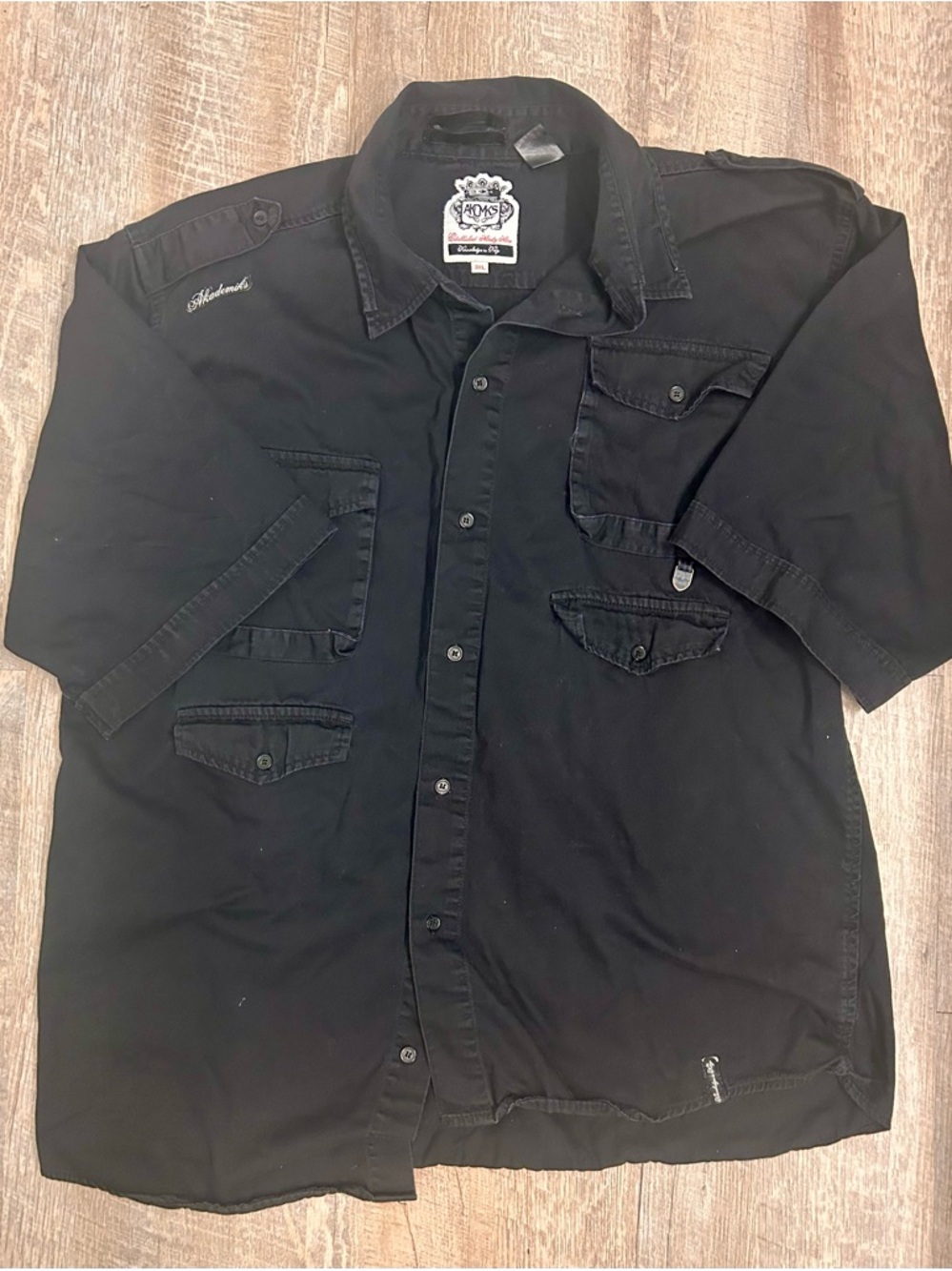 AKDMKS Men's Black Short-Sleeve Utility Shirt Workwear Y2K